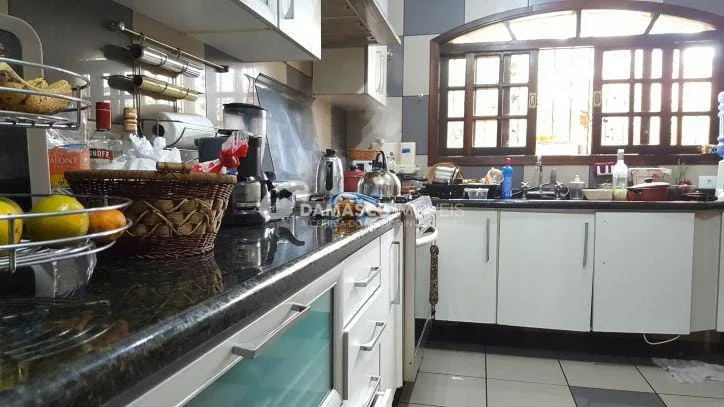 Sobrado à venda 3 Quartos, 3 Suites, 4 Vagas, 210M², Osvaldo Cruz, São Caetano do Sul - SP