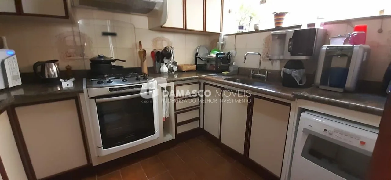 Sobrado à venda 3 Quartos, 2 Suites, 6 Vagas, 780M², Osvaldo Cruz, São Caetano do Sul - SP