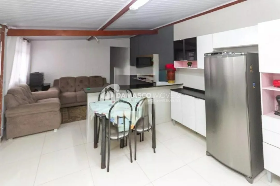 Casa à venda 3 Quartos, 2 Vagas, Jardim Ana Rosa, São Paulo - SP