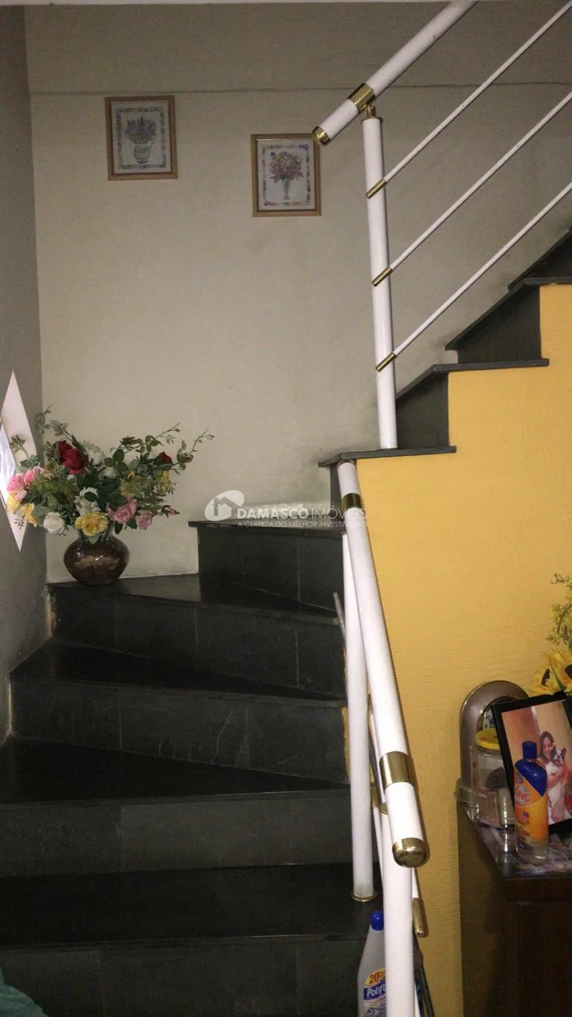 Sobrado à venda 3 Quartos, 2 Suites, 1 Vaga, 144M², Santa Maria, São Caetano do Sul - SP