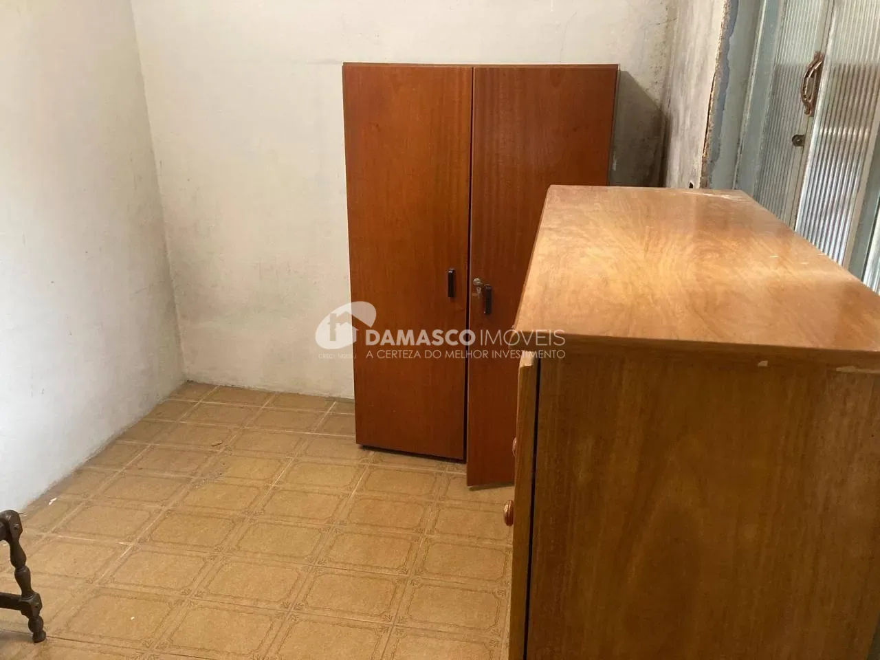 Casa à venda 3 Quartos, 3 Vagas, 207,4 M²   de terreno e 211m² de area construída, a 30 metros do parque linear  no bairro Olímpico, São Caetano do Sul - SP