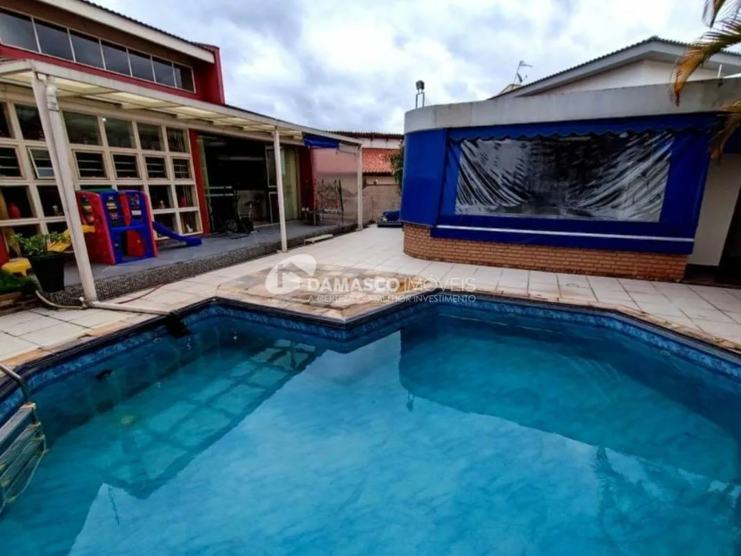 Sobrado à venda 3 Quartos, 3 Suites, 349M², Jardim São Caetano, São Caetano do Sul - SP