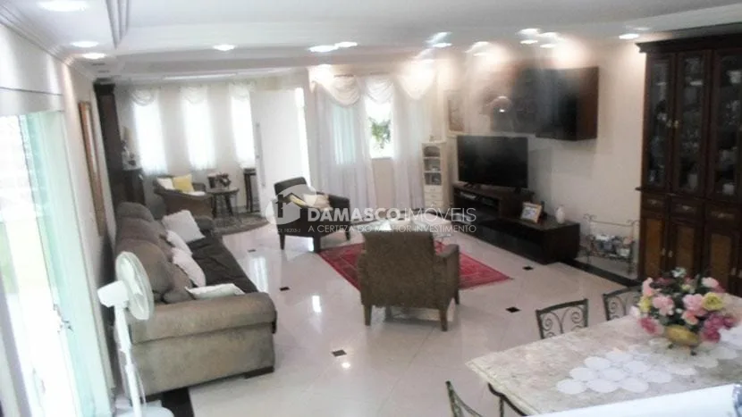 Sobrado à venda 4 Quartos, 2 Suites, 8 Vagas, 400M², Cerâmica, São Caetano do Sul - SP