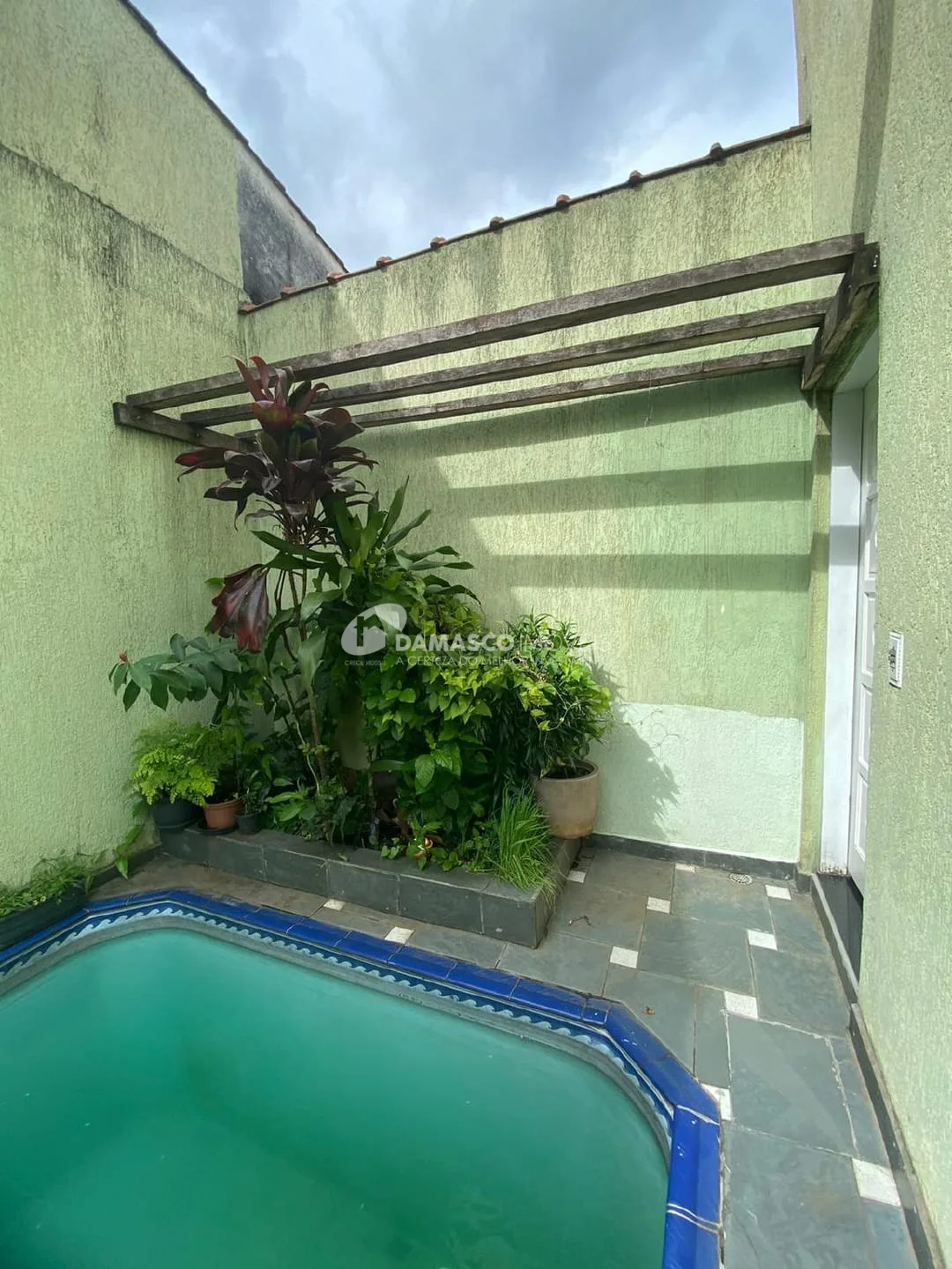 Sobrado à venda 3 Quartos, 1 Suite, 4 Vagas, Vila Prudente, São Paulo - SP