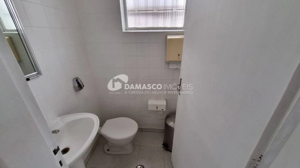 Sobrado à venda, 3 dorm (1suíte), 6 vagas, Olímpico