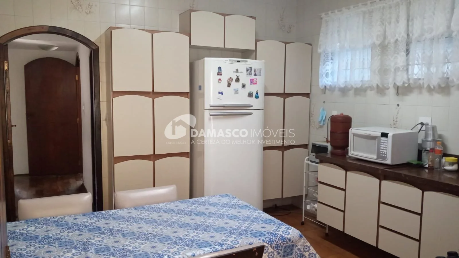 Casa à venda 2 Quartos, 1 Suite, 3 Vagas, 235M², Campestre, Santo André - SP