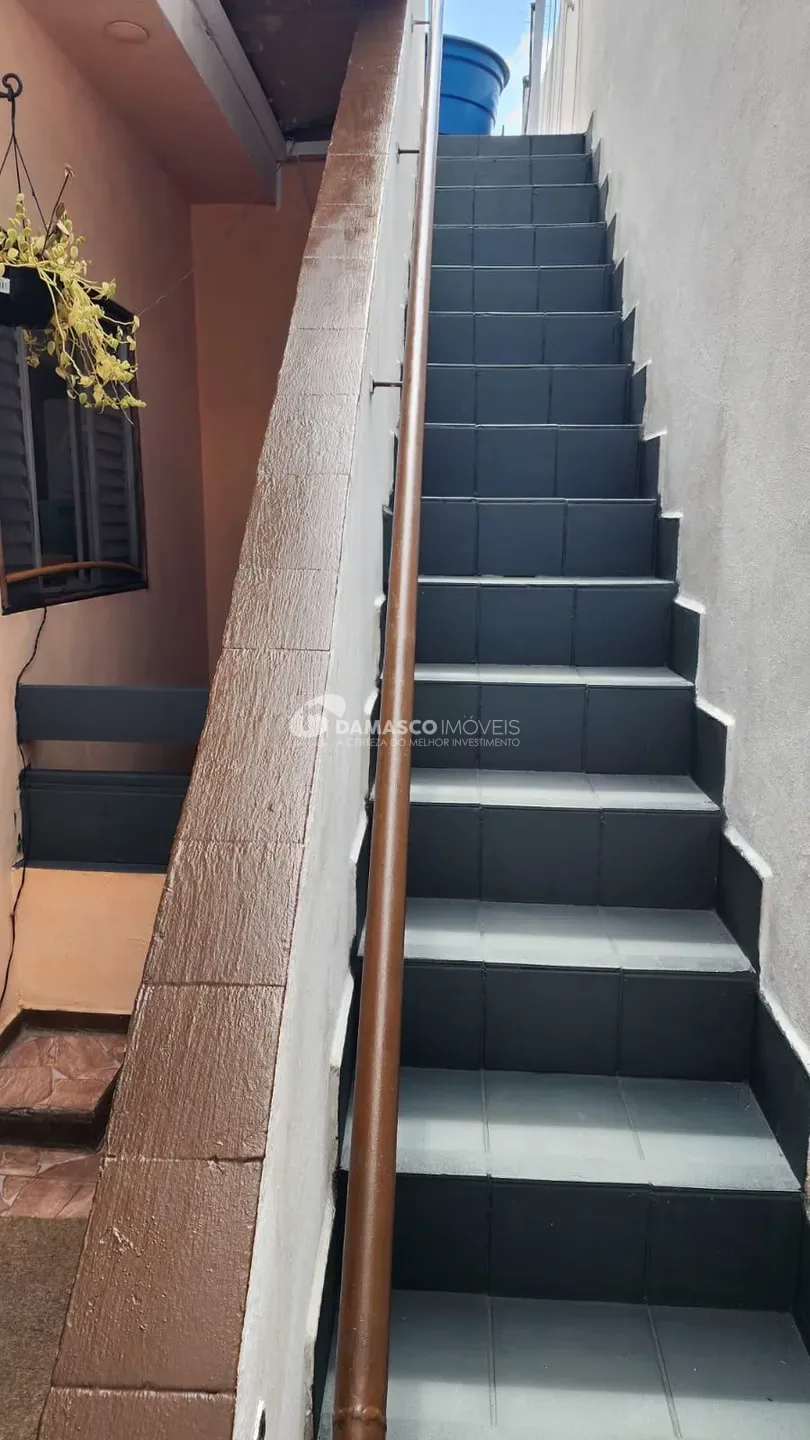 SOBRADO BAIRRO FUNDAÇÃO