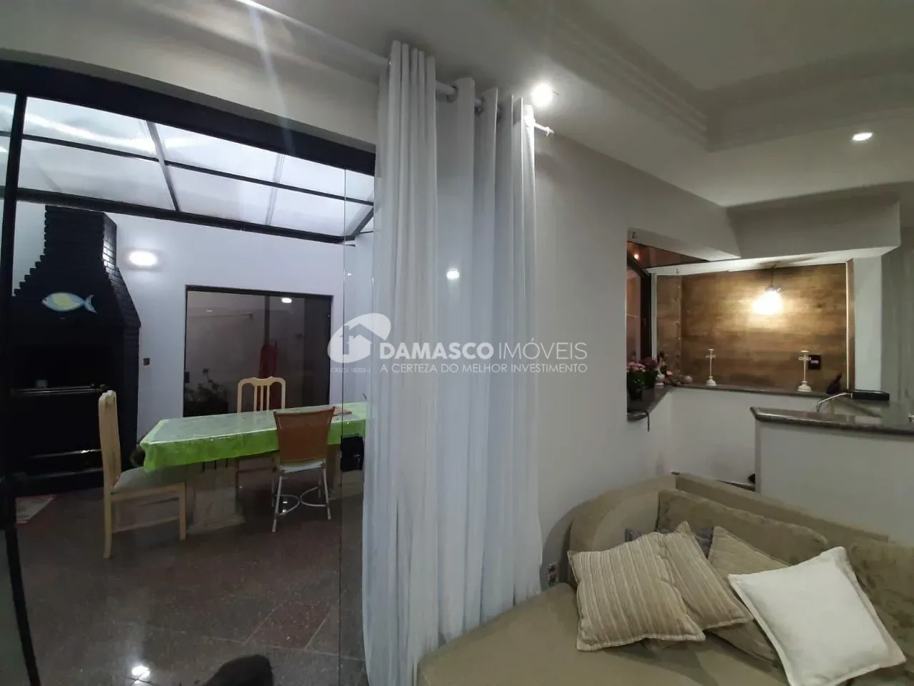 Sobrado para locação 4 Quartos, 4 Suites, 3 Vagas, 480M², Jardim São Caetano, São Caetano do Sul - SP