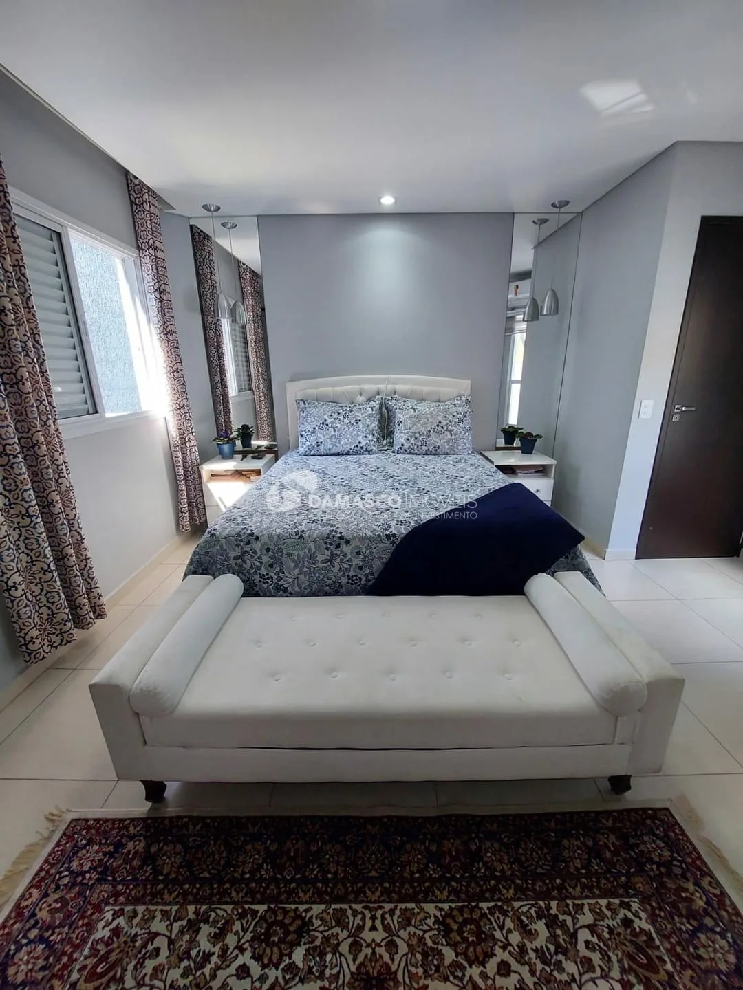 Sobrado à venda 3 Quartos, 3 Suites, 4 Vagas, Nova Gerty, São Caetano do Sul - SP