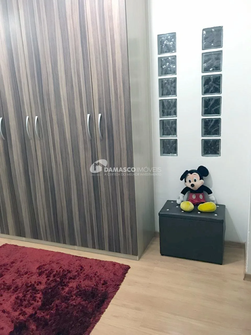 Sobrado à Venda 3 Quartos, 3 Suites, 6 Vagas, Nova Gerty, São Caetano do Sul - SP