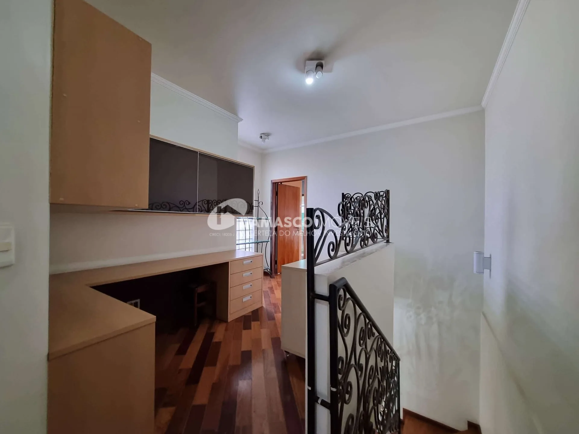 Sobrado à venda 3 Quartos, 3 Suites, 4 Vagas, 221M², Olímpico, São Caetano do Sul - SP