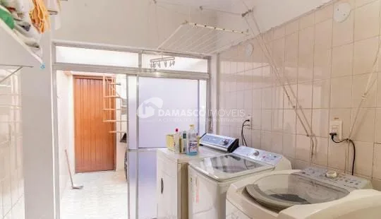 Sobrado à venda 4 Quartos, 4 Suites, 8 Vagas, Jardim, Santo André - SP