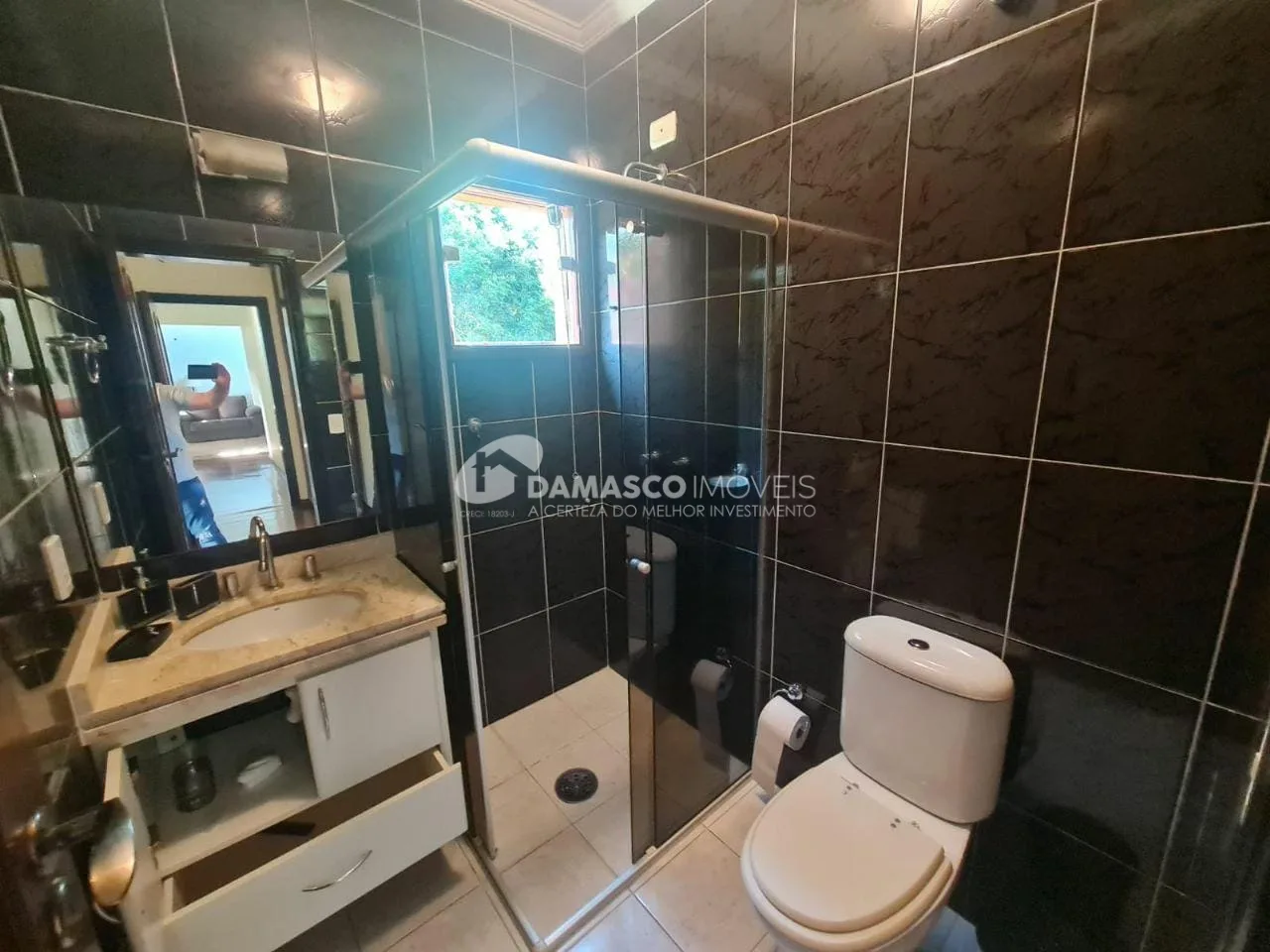 Casa à venda 3 Quartos, 3 Suites, 450M², Avenida Estrutural Leste, Ibiúna - SP