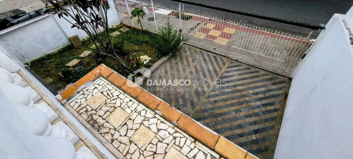 Casa com 2 quartos, 3 vagas no bairro Olímpico