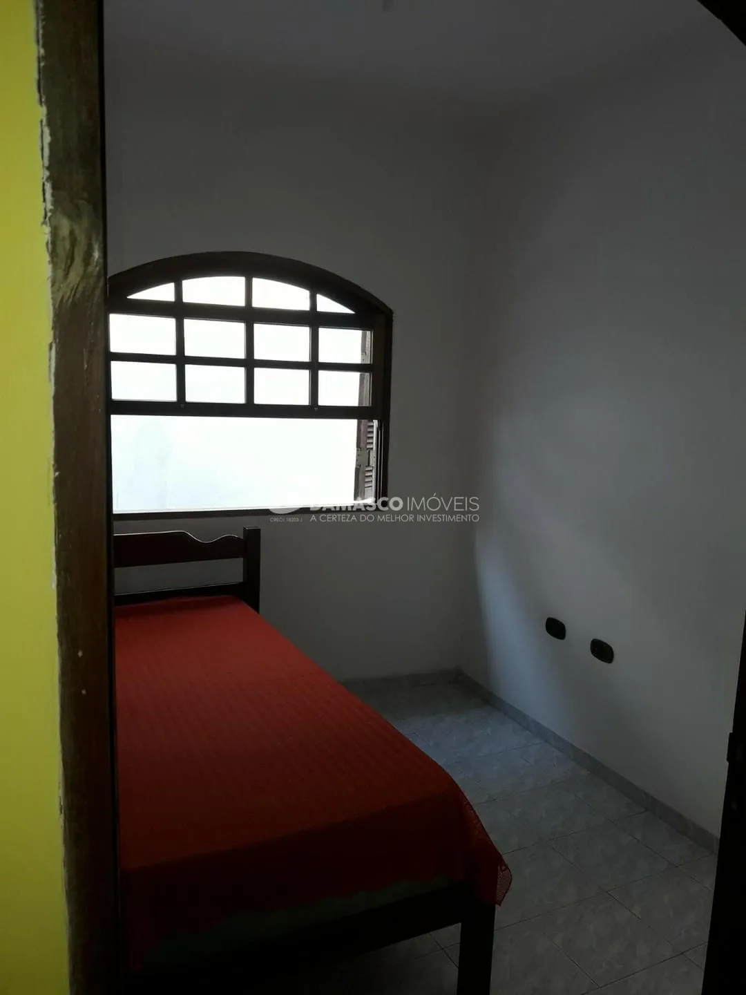 Sobrado à venda 3 Quartos, 1 Suite, 2 Vagas, 110M², Jardim Guairaca, São Paulo - SP