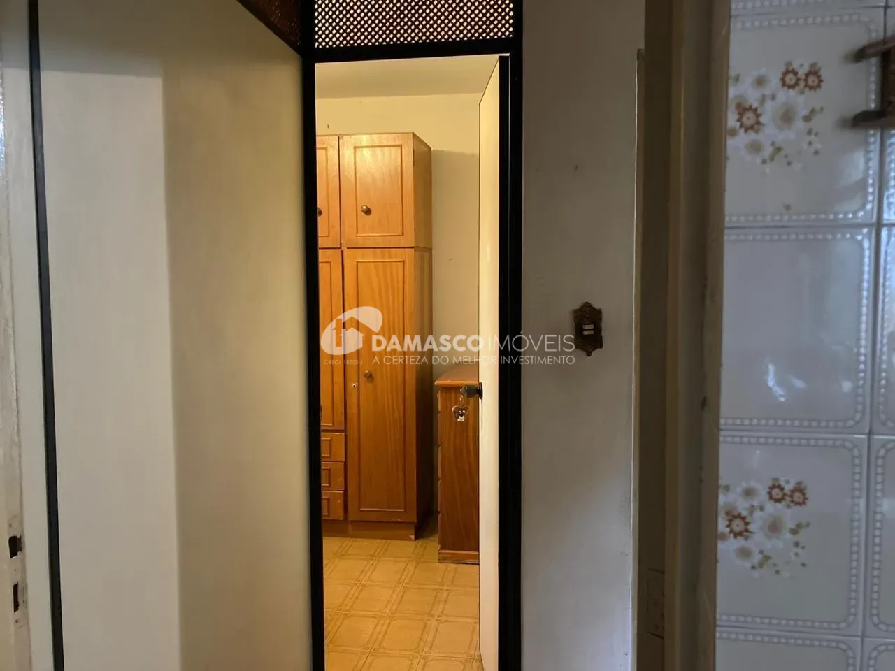 Casa à venda 3 Quartos, 3 Vagas, 207,4 M²   de terreno e 211m² de area construída, a 30 metros do parque linear  no bairro Olímpico, São Caetano do Sul - SP