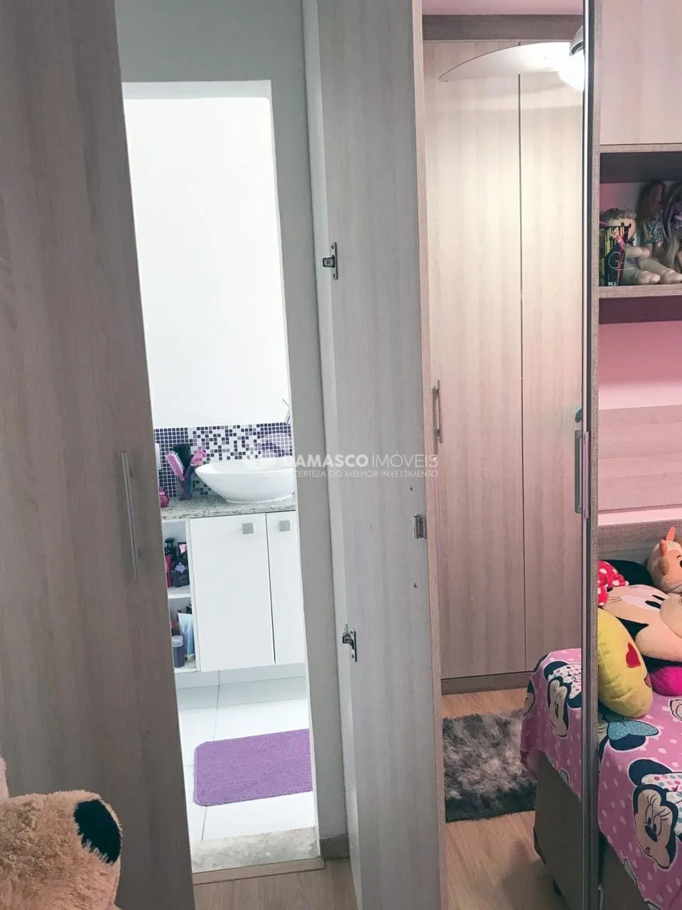 Sobrado à Venda 3 Quartos, 3 Suites, 6 Vagas, Nova Gerty, São Caetano do Sul - SP