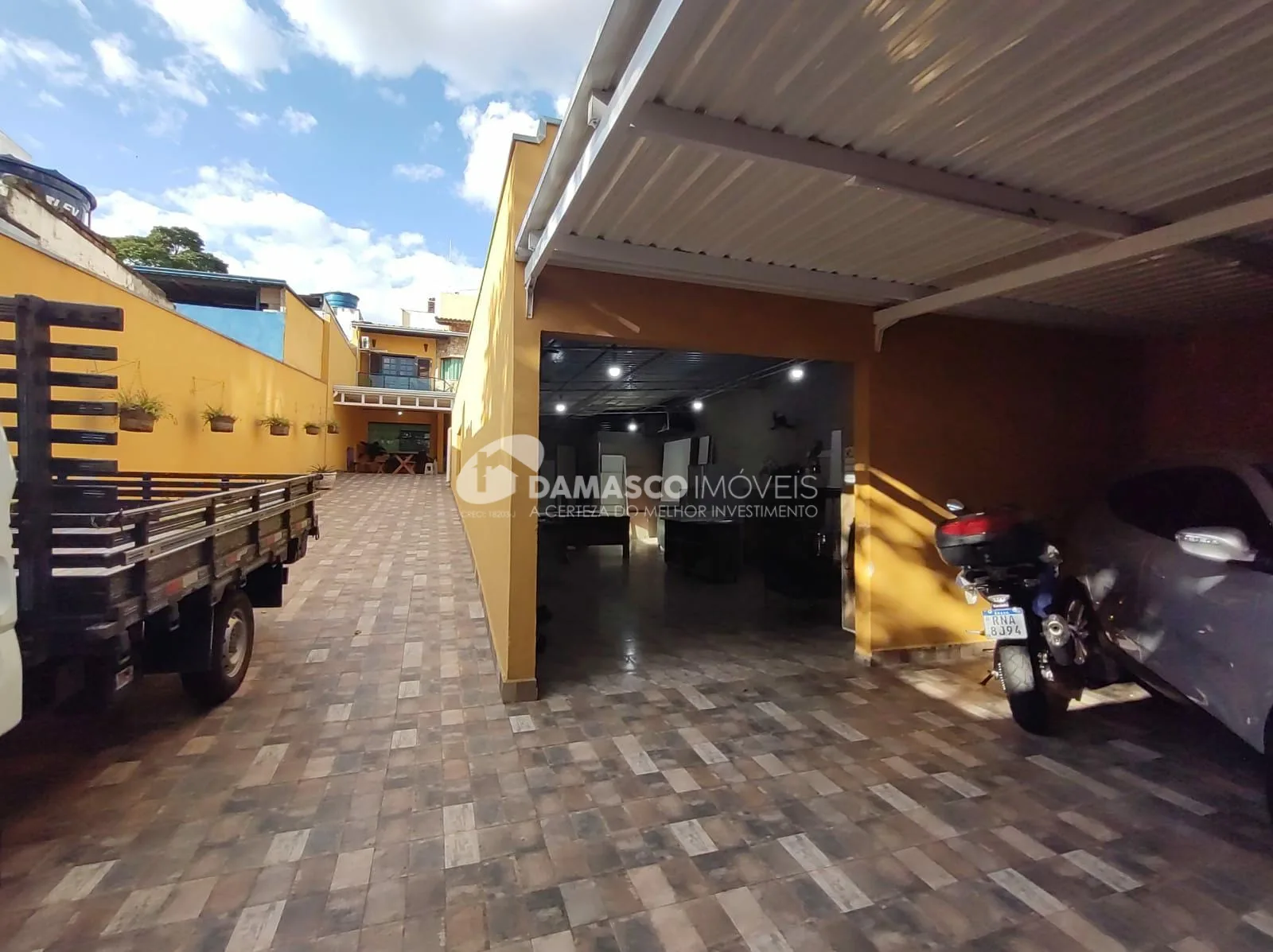 Sobrado à venda 3 Quartos, 1 Suite, 15 Vagas, 296M², Santa Maria, São Caetano do Sul - SP