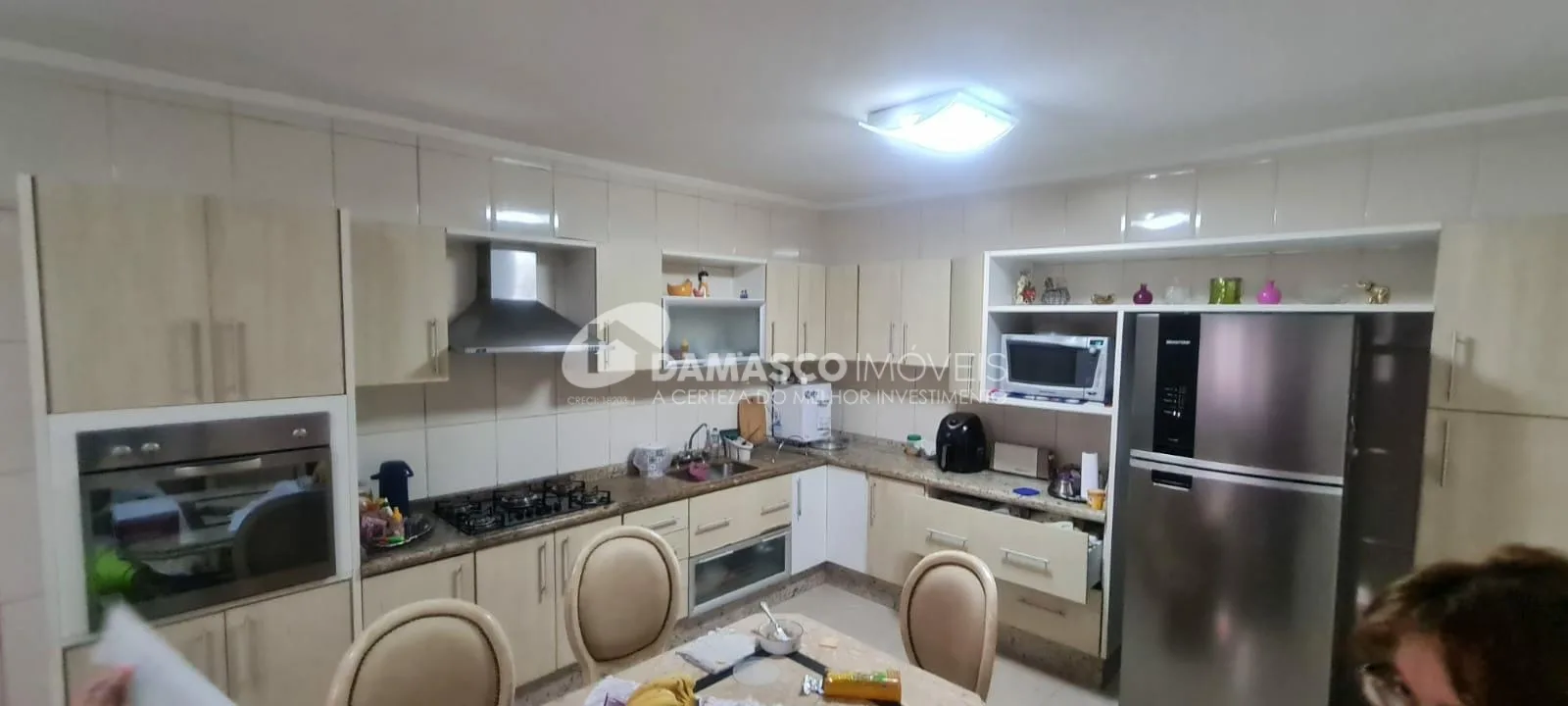 Sobrado à venda 3 Quartos, 5 Vagas, 293M², Cerâmica, São Caetano do Sul - SP
