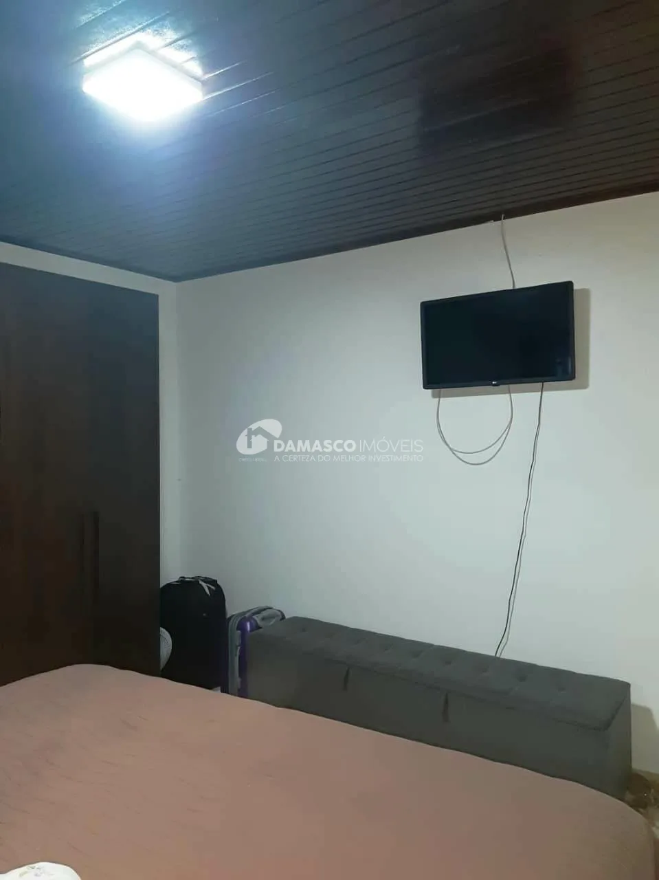 Chácara à venda 4 Quartos, 3 Suítes, 10 Vagas, Horto F Dois, Mairinque - SP
