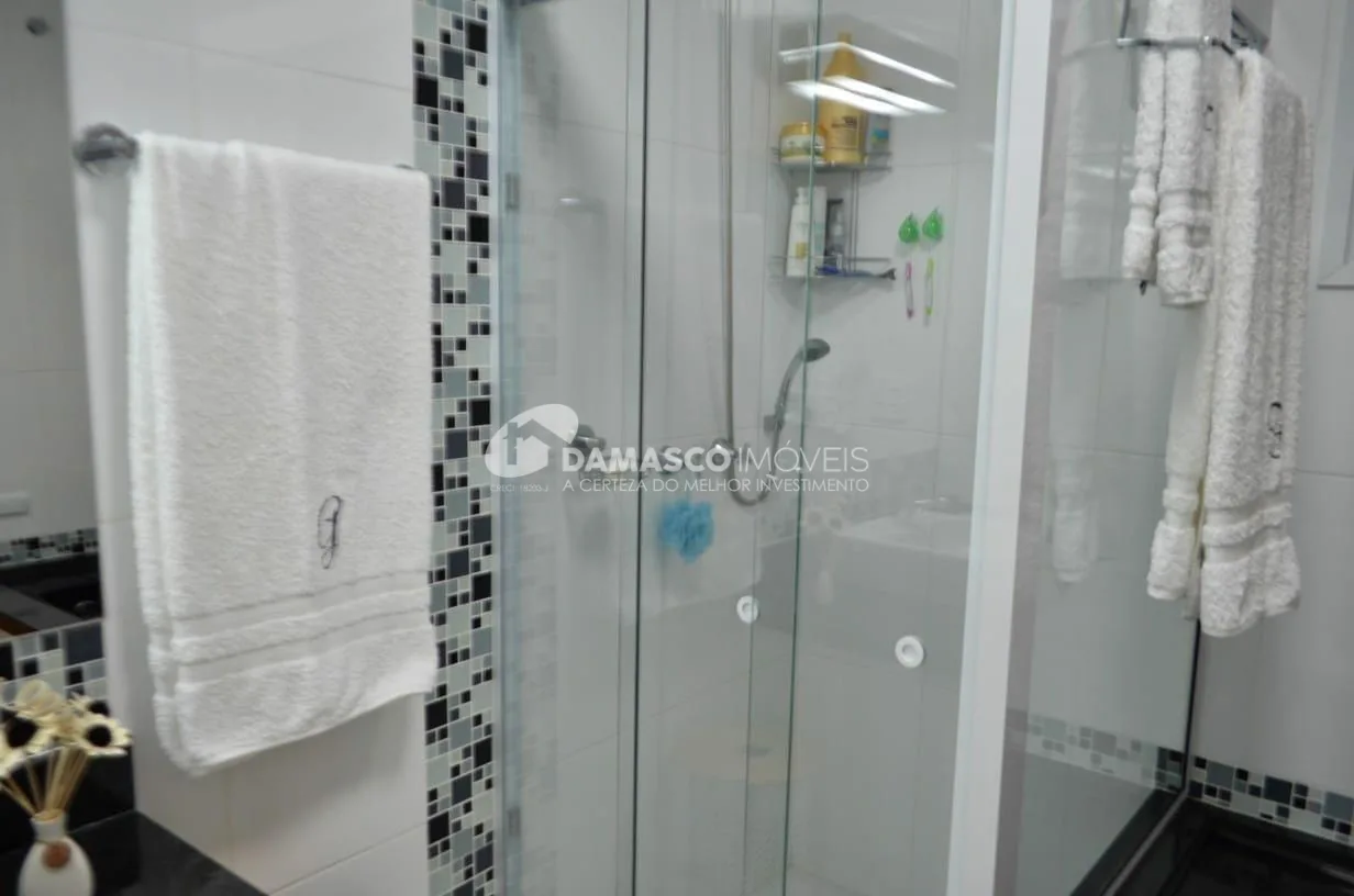 Sobrado à venda 4 Quartos, 1 Suite, 3 Vagas, 240M², Cerâmica, São Caetano do Sul - SP