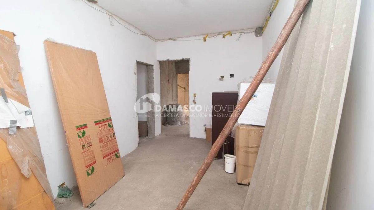 Imóvel com duas casas Bairro Osvaldo Cruz