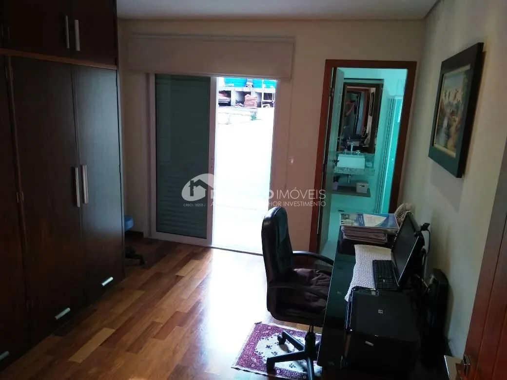 Sobrado à venda 3 Quartos, 3 Suites, 6 Vagas, 306M², Olímpico, São Caetano do Sul - SP