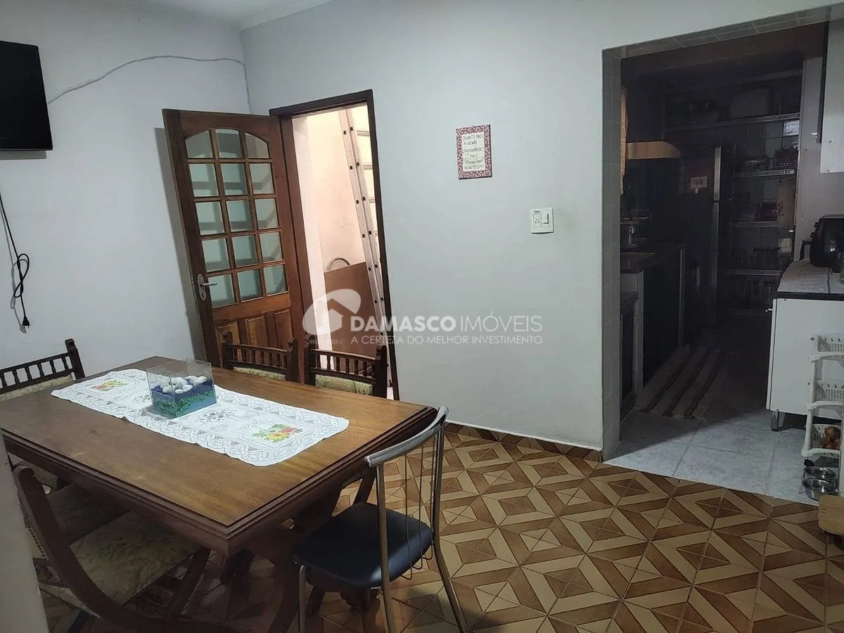 SOBRADO BAIRRO FUNDAÇÃO