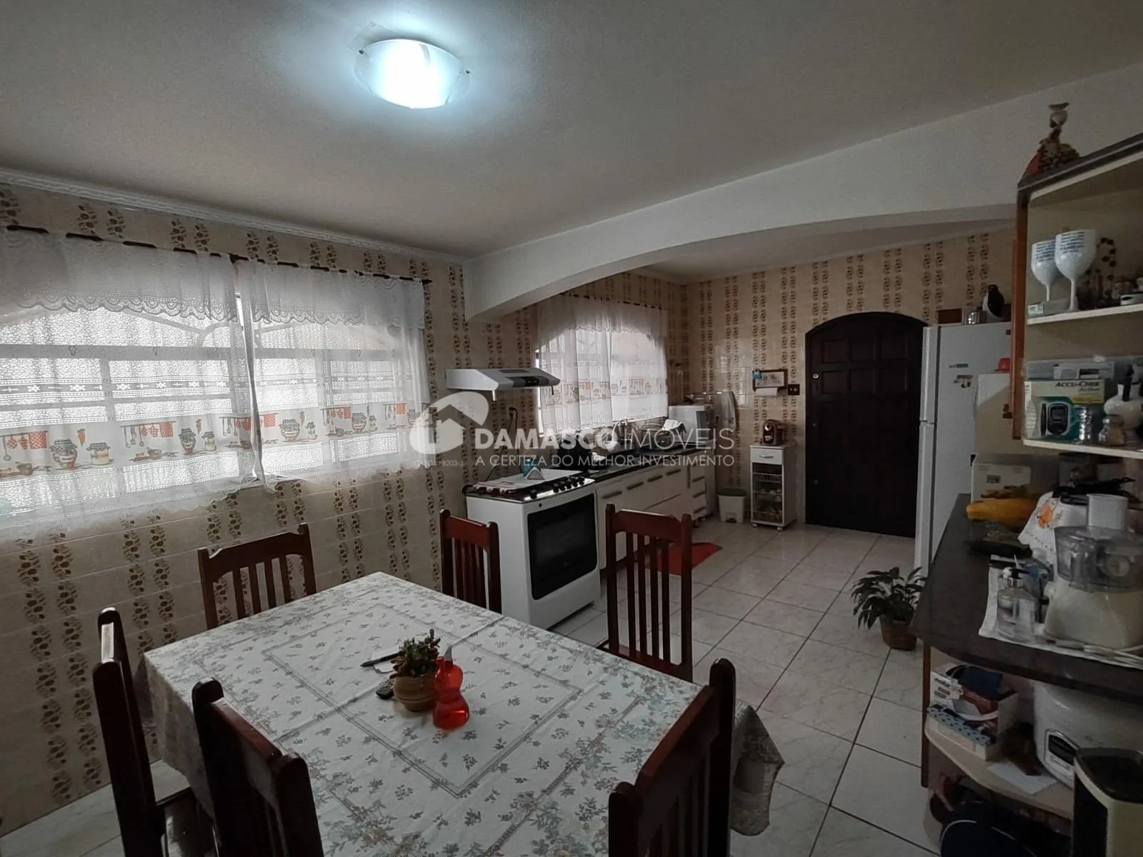Sobrado para Locação 4 Quartos, 1 Suite, 5 Vagas, 370M², Vila Metalúrgica, Santo André - SP