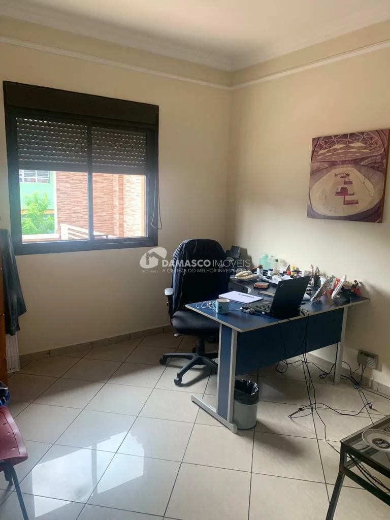 Sobrado para locação 6 Quartos, 4 Vagas, 500M², Santa Paula, São Caetano do Sul - SP