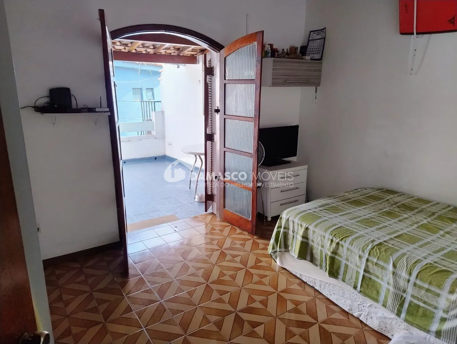 SOBRADO BAIRRO FUNDAÇÃO