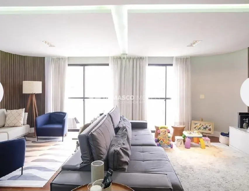 Apartamento à venda com 242 m² de área útil, com 4 dormitórios, sendo 2 suítes, 5 banheiros, Santa Paula, São Caetano do Sul, SP