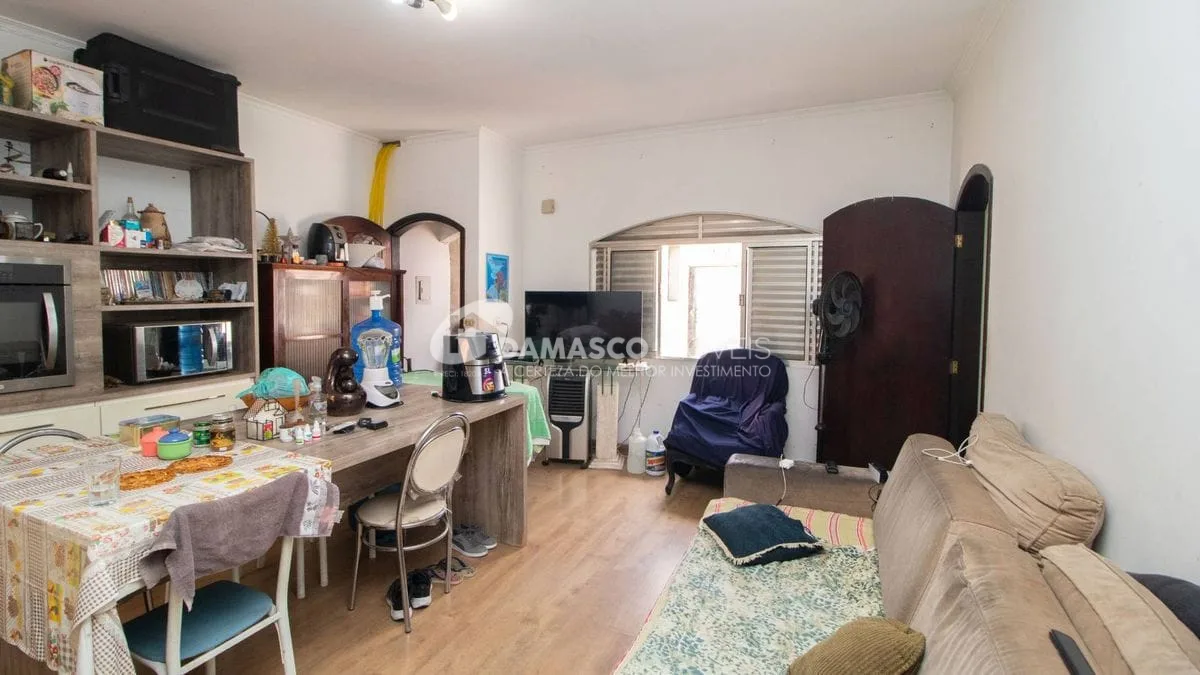 Imóvel com duas casas Bairro Osvaldo Cruz