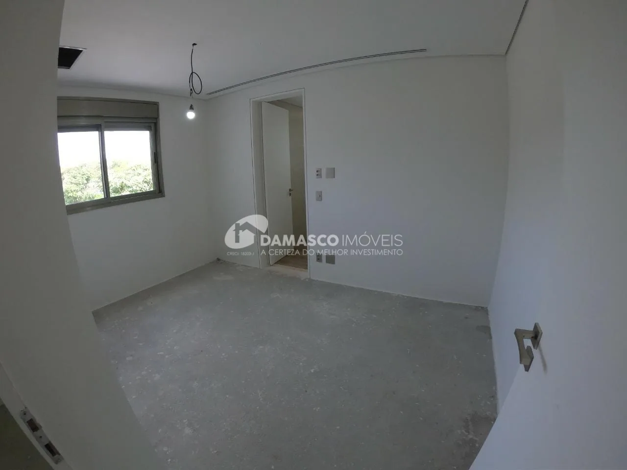 Sobrado à venda 5 Quartos, 5 Suites, 6 Vagas, 950M², Cerâmica, São Caetano do Sul - SP