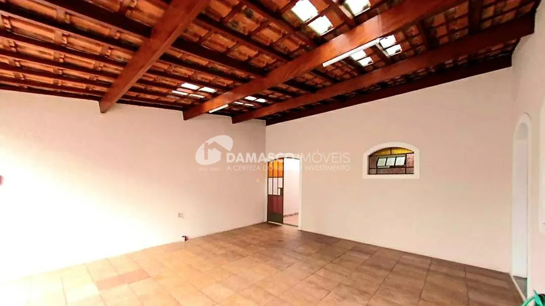 Sobrado à venda 2 Quartos, 1 Suite, 2 Vagas, 238M², Barcelona, São Caetano do Sul - SP