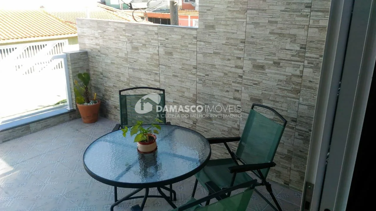 Sobrado à venda 2 Quartos, 2 Vagas, Rudge Ramos, São Bernardo do Campo - SP