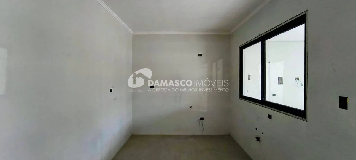 Sobrado Novo , 3 dorm, 2 suítes,  165m2, Olímpico
