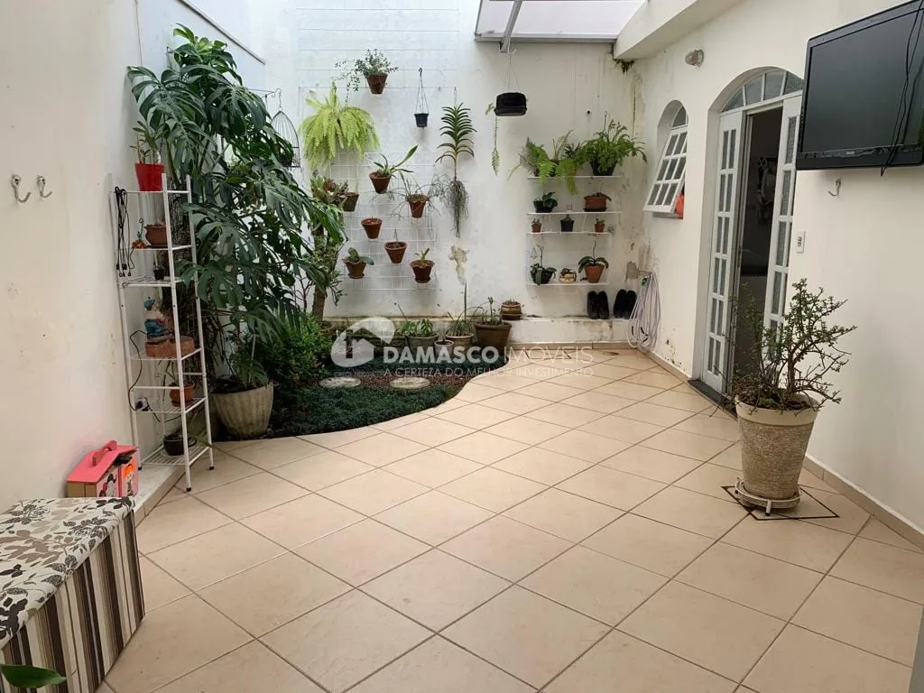 Sobrado à venda 3 Quartos, 1 Suite, 4 Vagas, 220M², Santa Maria, São Caetano do Sul - SP