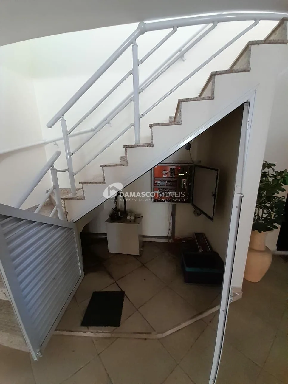 Sobrado à venda 4 Quartos, 4 Suites, 5 Vagas, 381M², Olímpico, São Caetano do Sul - SP