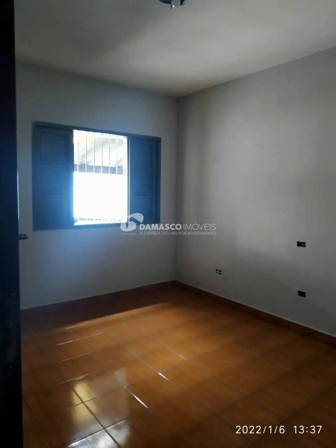 Casa à venda 2 Quartos, 2 Vagas, Vila Palmares, Santo André - SP