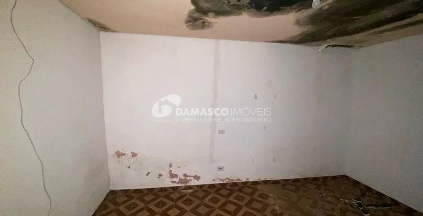 Casa Térrea - Bairro Olímpico