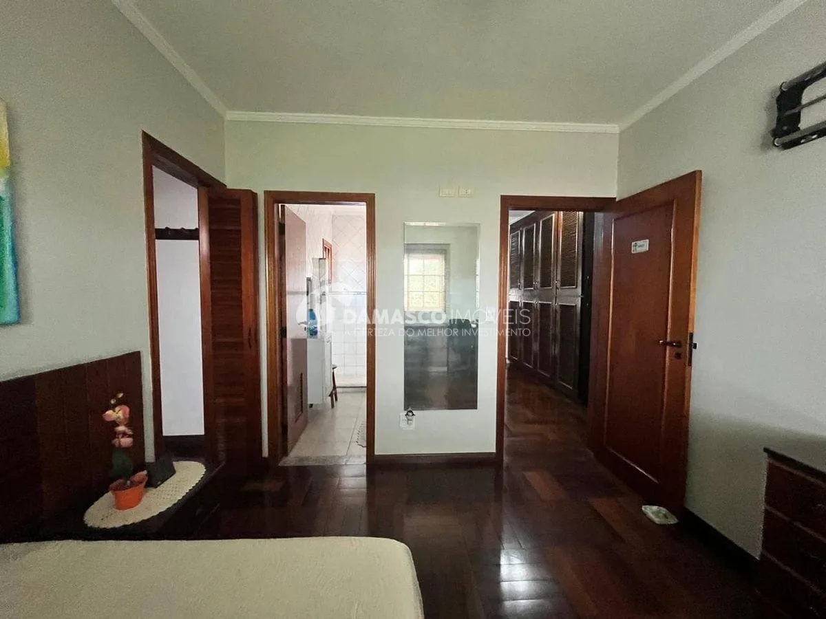 Sobrado para locação, 4 suítes, 5 vagas, Campestre, Santo André, SP