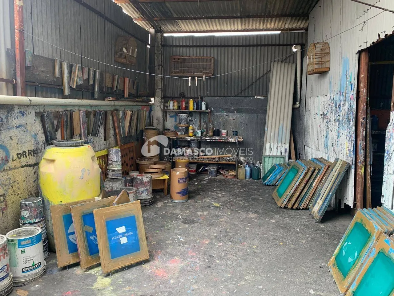 Galpão à Venda na Vila Califórnia, São Paulo | Terreno de 500 m² | Entradas Independentes
