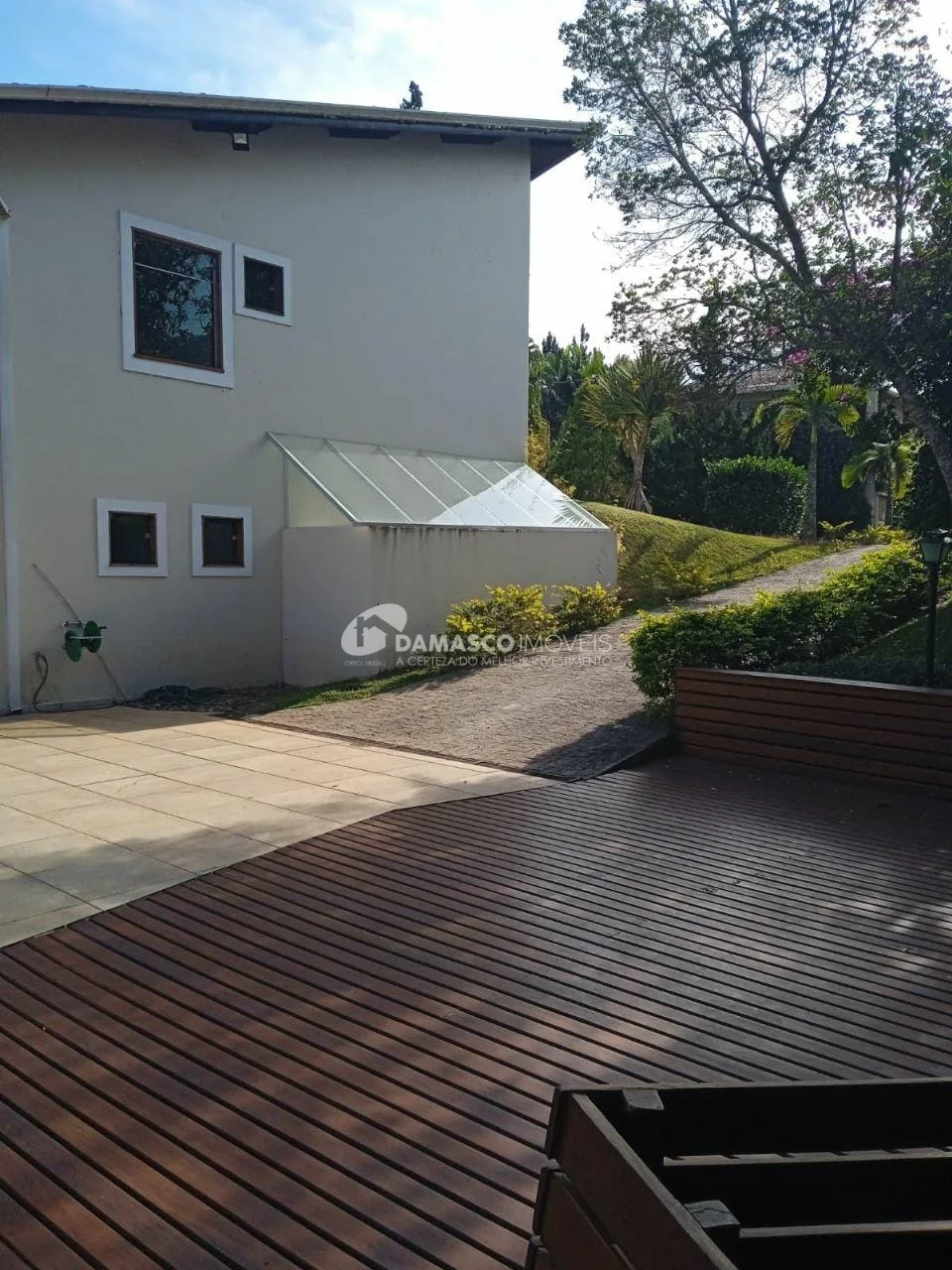 Casa à venda 3 Quartos, 3 Suites, 450M², Avenida Estrutural Leste, Ibiúna - SP