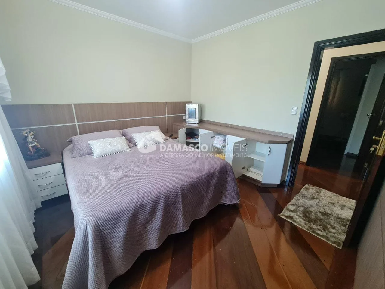 Casa à venda 3 Quartos, 3 Suites, 450M², Avenida Estrutural Leste, Ibiúna - SP