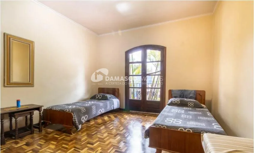 Sobrado à venda 3 Quartos, 1 Suite, 3 Vagas, 450M², Santa Paula, São Caetano do Sul - SP