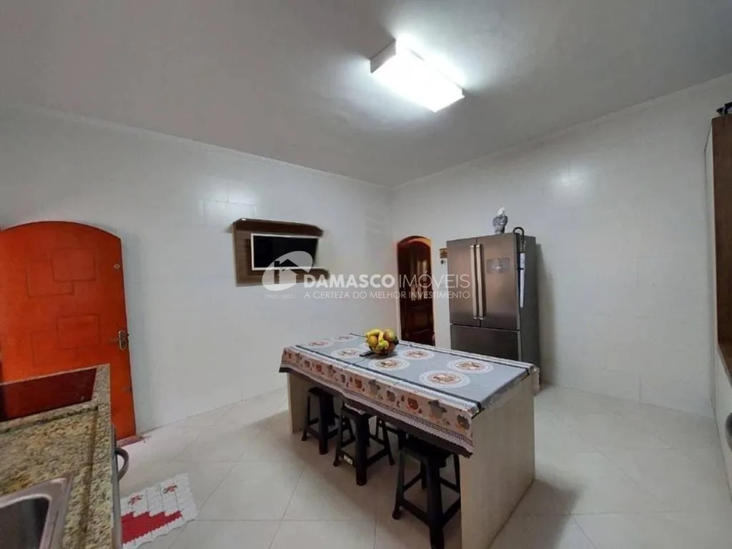 Casa à venda 3 Quartos, 1 Suite, 4 Vagas, 149M², Parque Marajoara, Santo André - SP