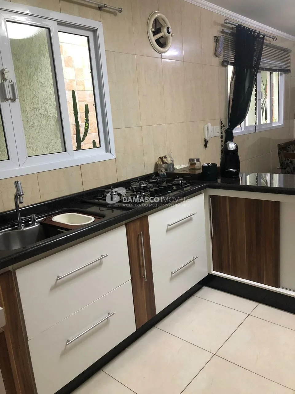 Sobrado à venda 3 Quartos, 1 Suite, 5 Vagas, 256M², Vila Alpina, São Paulo - SP