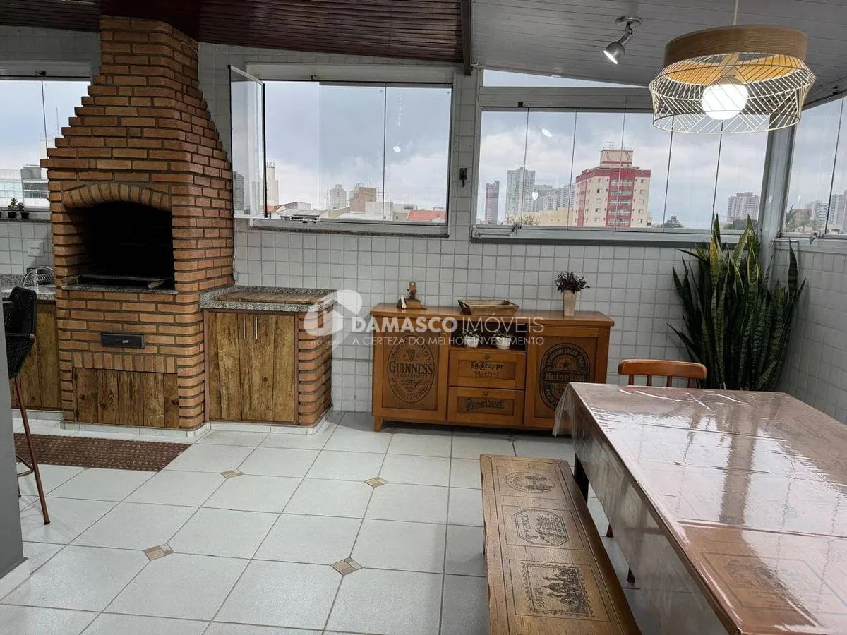 Penthouse, 2 dorm, 1 suíte e sala com sacada