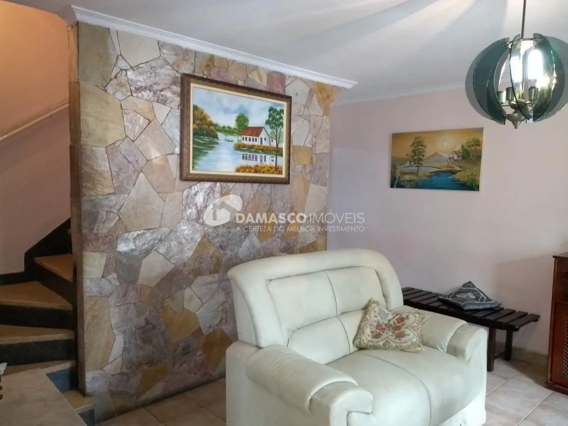 Sobrado à venda 3 Quartos, 1 Suite, 2 Vagas, 120M², Barcelona, São Caetano do Sul - SP